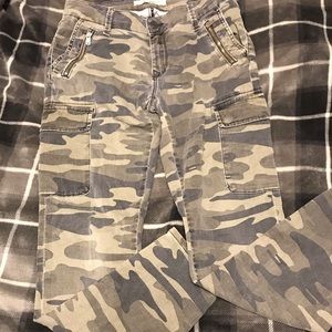Navi camo skinny pant